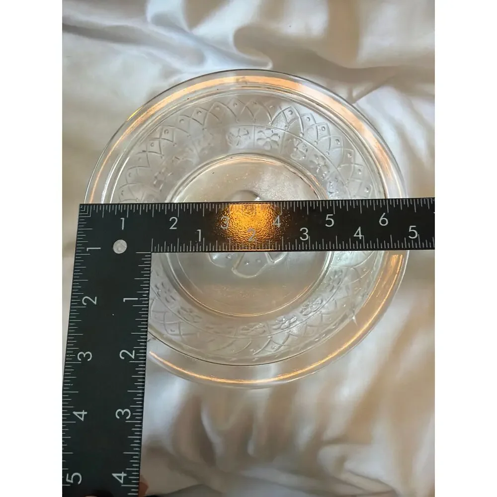 Vintage Clear Pressed Glass Covered Candy Dish Bonbon Bowl Clover Finial Lid